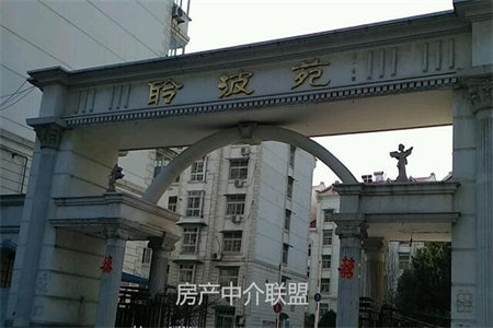 套四大源·橡树湾有车位东边4室2厅2卫181m2出售